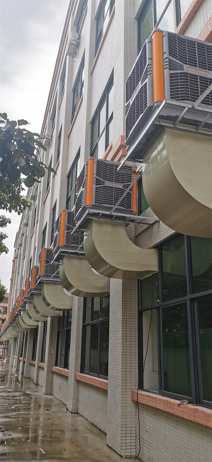 你还在为厂房降温而烦恼吗？工业水冷空调为你解决厂房降温难题