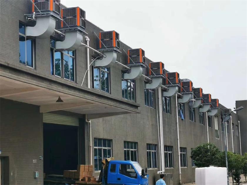 炎炎夏日赶快来长沙威昌达量身定制瑞泰风冷风机吧！将给您带来清凉一夏！